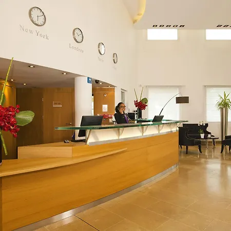 Hotel apartamentowy Residhome Paris-massy Massy (Essonne)