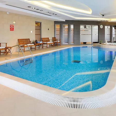 Residhome Paris-massy Appart hôtel 4*