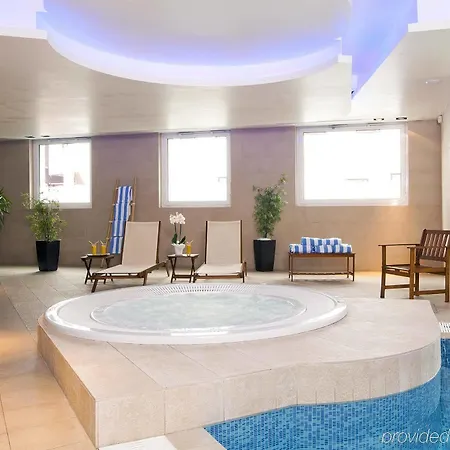 Residhome Paris-massy 4*