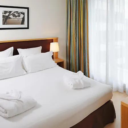 Residhome Paris-massy Appart hôtel 4*