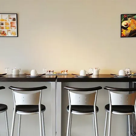 Lejlighedshotel Residhome Paris-massy 4*