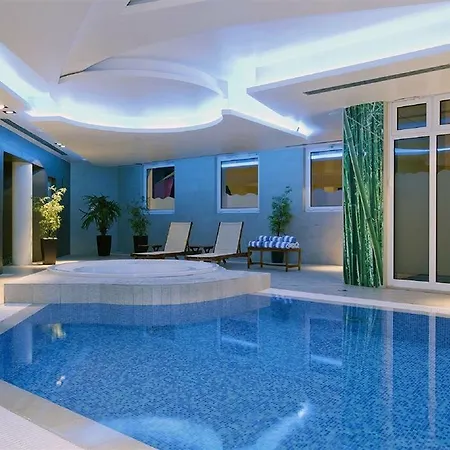 Residhome Paris-massy 4*